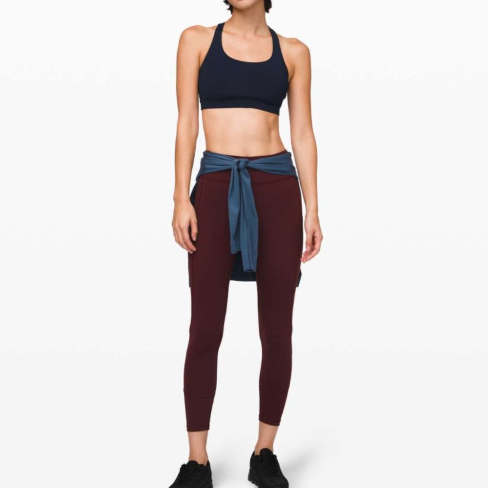 Lululemon In Movement Tight 25" Everlux Size 4